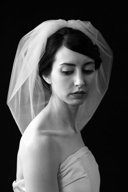 What kind of veil with this dress? PICS :  wedding dress veil birdcage Vernoica Side Tall Thumb