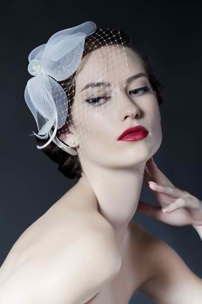 NO VEIL/HEADPIECE SENSE!! HELP me choose the right veil for my dress!! (PICS!!) :  wedding veils accessories hair clips fascinators vines headbands Michal Veil Web