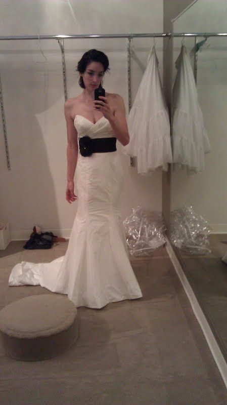 NO VEIL/HEADPIECE SENSE!! HELP me choose the right veil for my dress!! (PICS!!) :  wedding veils accessories hair clips fascinators vines headbands Medyldressingrm