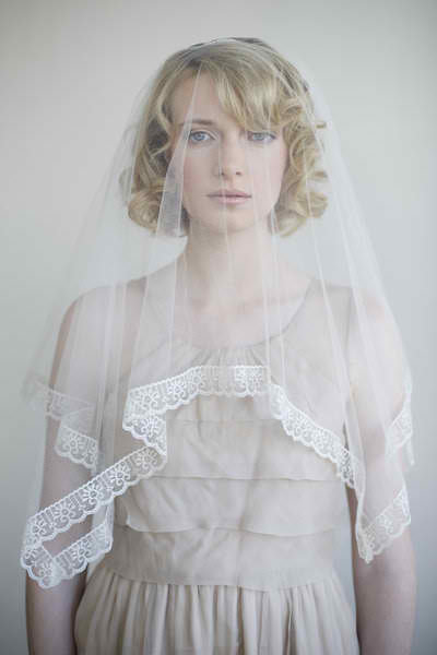 NO VEIL/HEADPIECE SENSE!! HELP me choose the right veil for my dress!! (PICS!!) :  wedding veils accessories hair clips fascinators vines headbands Tullelaceveillong