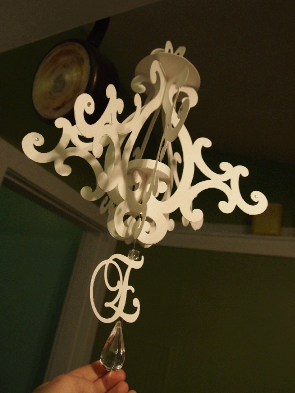 DIY Friday : wedding diy features P7091098 Paper Chandelier : wedding paper chandelier cricut green diy P7091098