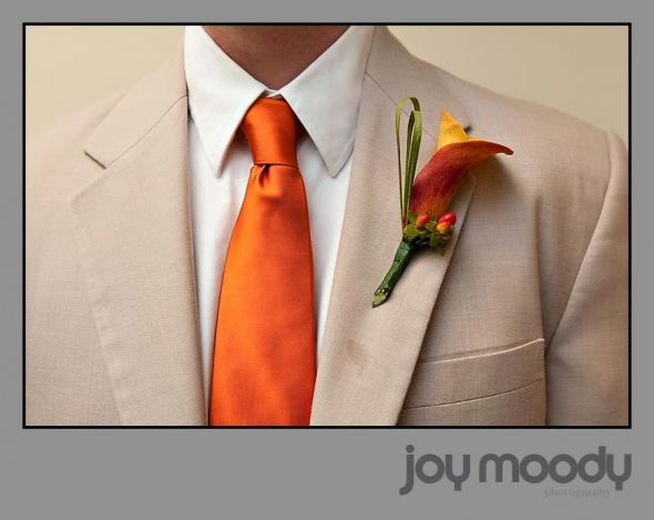 Groomsmen will also wear tan suits Need help with using blue and orange