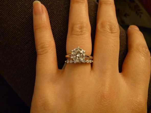 [Poll] Is it okay to have space between E-ring and wedding band? :  wedding engagement ring wedding band space Picture 006