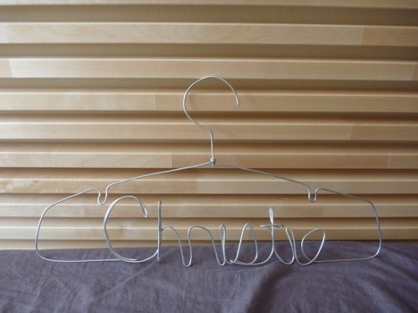 DIY HANGERS :  wedding diy hangers bridesmaids P1050358