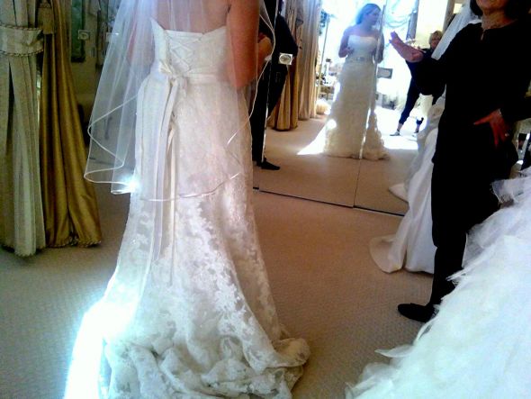 Let me see your dresses!! I'm sick of seeing them on models!! : wedding 0123011351