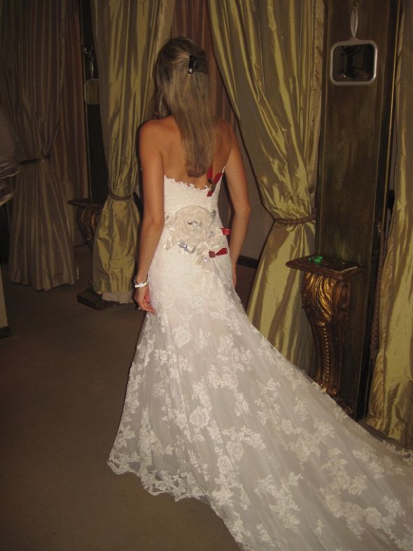 Which dress? Can't decide! :  wedding Diana2