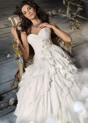 Favorite spring 2011 dresses so far : wedding 8105j