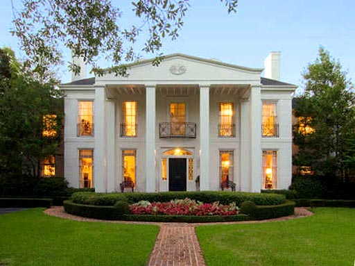 i love the southern colonial