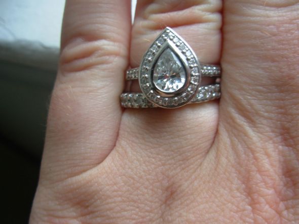 SHOW ME YOUR DIAMOND WEDDING BANDS! :  wedding diamond band carats DSCN1172 1