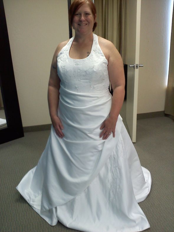 Here's my journey of dresses! Share yours! (Pic heavy) :  wedding dress journey pic pics heavy plus size 1 weight loss curvy full figured 1 THEONE2