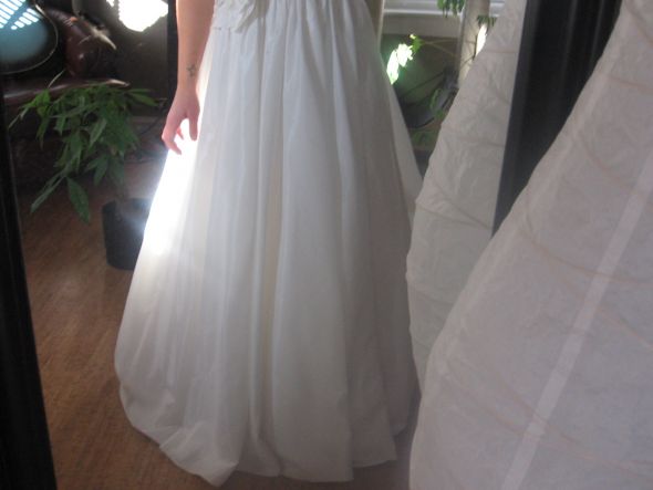 Please help decide! Flower or no flower? Pictures too. :  wedding wtoo watters mimi IMG 3708