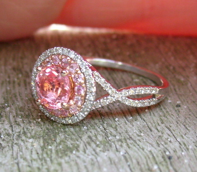 Anyone have a pink engagement ring?  Or a gemstone e-ring? :  wedding pink engagement rings gemstone engagement rings morganite engagement rings alternative engagement rings modern engagement rings huge engagement rings celebrity engagement rings Pad5bnnwb