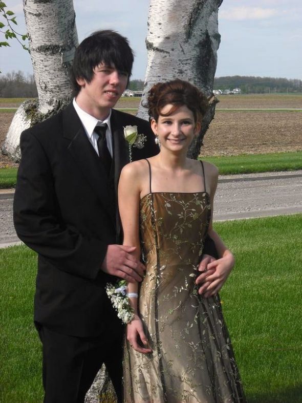 Spin off- What did you wear to prom? :  wedding Prom 1