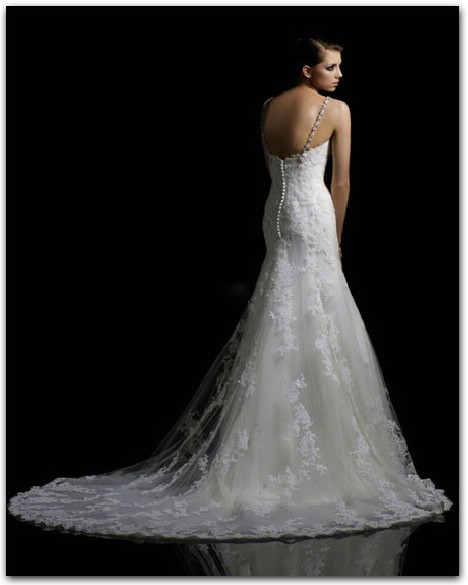 I think I'm in love with Enzoani :  wedding 20240038 1