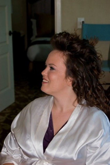 Alright already! You convinved me. My first RECAP. (Pics!) Getting Ready. : wedding GR19
