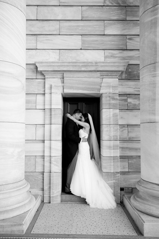 Please help me choose a photo for our thank you cards :  wedding Nicole And Josh 527