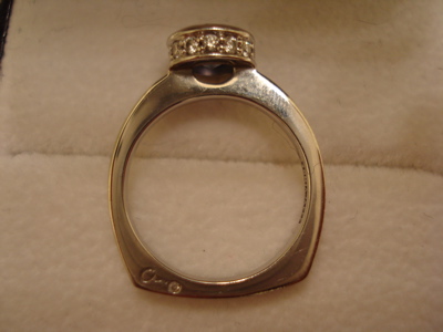 Any bees with bezel set rings? : wedding bezel peridot ring RingProfile
