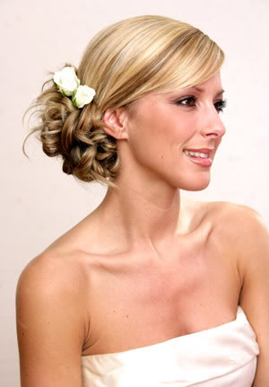 Bridal Hair styles Upstyles or updos are an elegant and fashionable