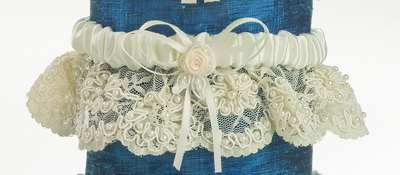 Show me your garter! :  wedding Garter