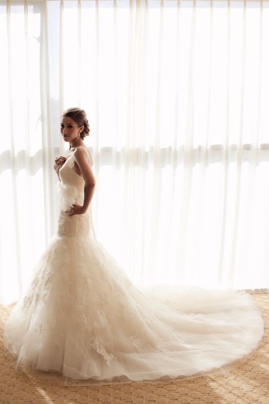 Gallery of the Day : wedding features RandaJosh037 My dress :) : wedding dress getting ready lace photo enzoani RandaJosh037