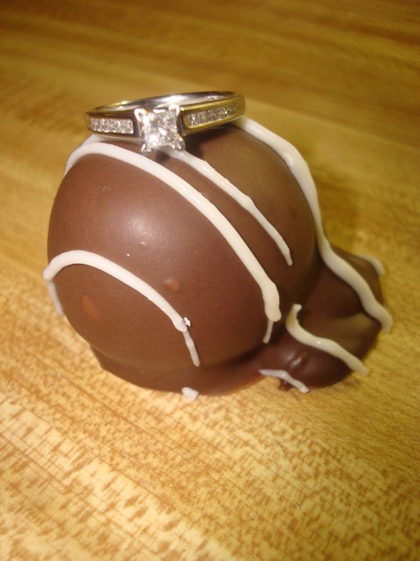 Fun!! Ring scavenger hunt! (pic heavy) Join in! :  wedding fun rings scavenger hunt photography DSC05613