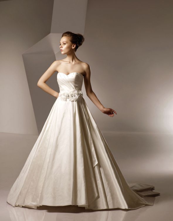 POST YOUR 1 OF A KIND DRESSES HERE!!! :  wedding 481 2119a W White