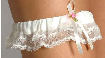 Show me your garter! :  wedding Garter