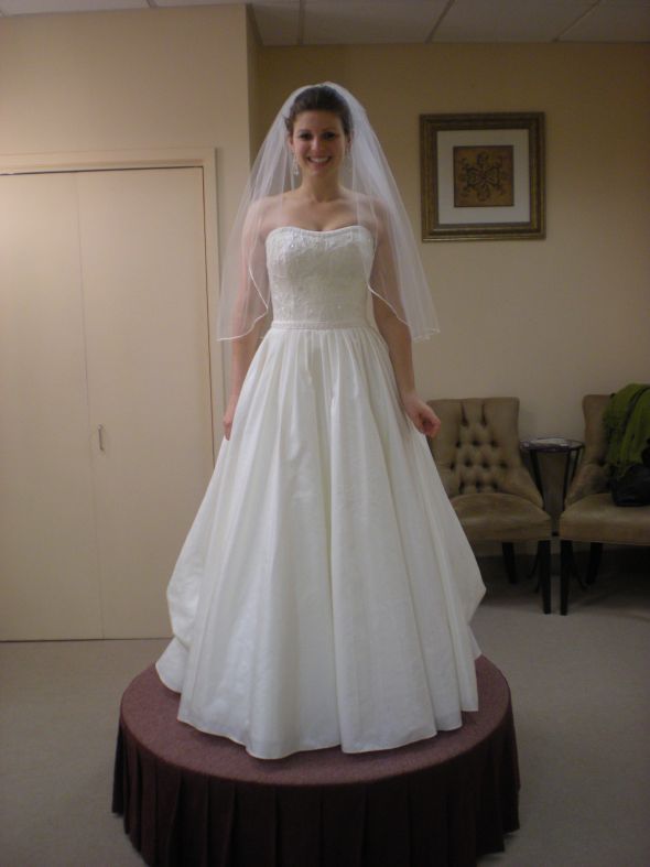 2nd Fitting...What D'Ya Think? SUPER PIC HEAVY!! :  wedding DSCN3355