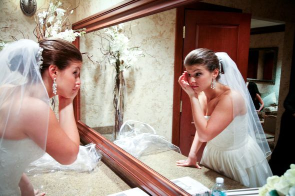 Where to pin my veil? (show me your pics please!) :  wedding veil hair hairstyle pinning veil hair comb Sadowsky 1111127482