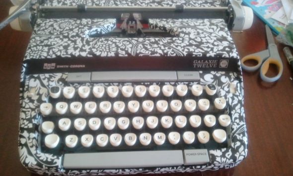 Damask Typewriter