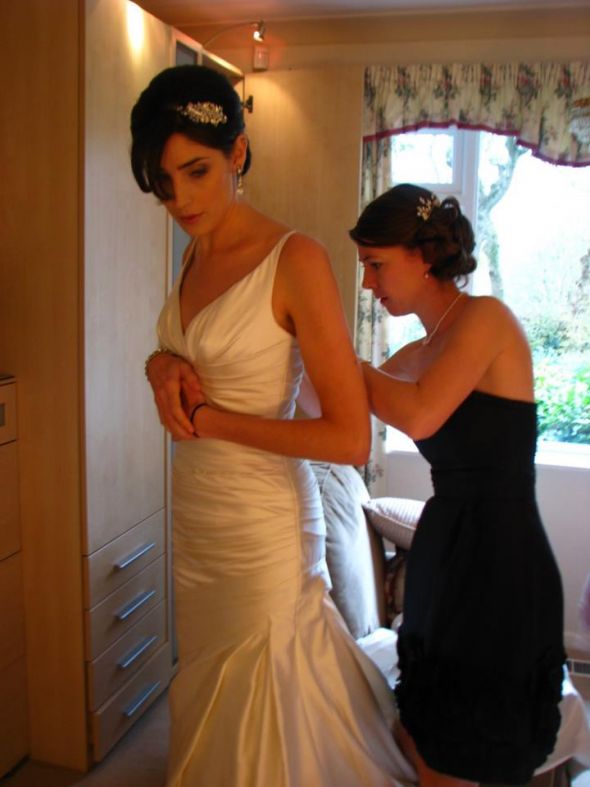 I'm back, married and blogged!! What a perfect day! Getting ready pic heavy... :  wedding 379423 10100286592168961 17026762 46694294 725789853 N