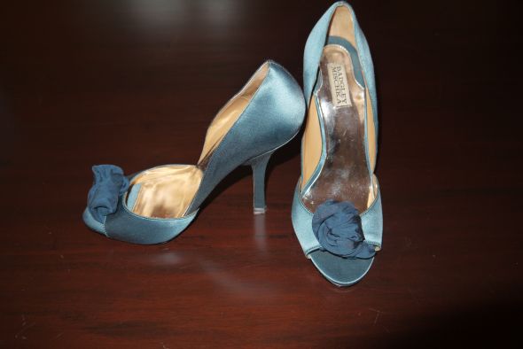Badgley Mischka Light Blue Size 10 heels 80 wedding badgley mischka 10 