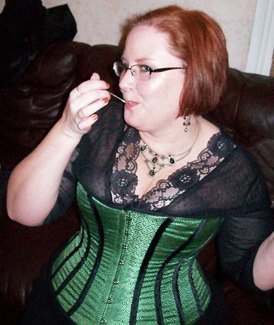 Corset Magic.. or why if you are plus-sized you should consider a corset! :  wedding corsets dresses plus size 1 laced weight loss curvy full figured 1 100 3168