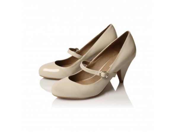 Please show me NUDE/TAUPE shoes you or your bridesmaids are wearing!! :  wedding 1836724979 1