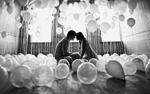 Balloon-filled Engagement Session (lots of photos) : wedding engagment balloons josh joy photos photographs Joyjoshuaengagement61