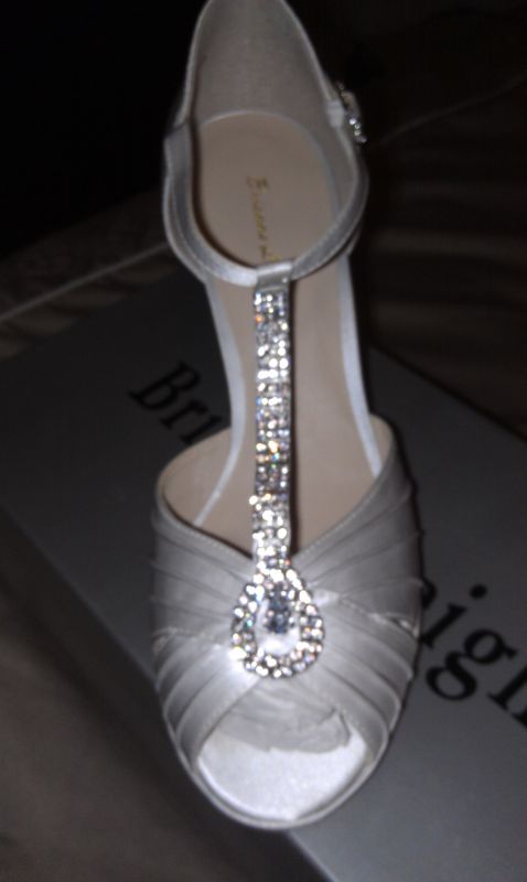 Brianna Leigh Alyssa sizes 8.5 and 9! BEAUTIFUL! :  wedding wedding shoes shoes heels brianna leigh size 85 size 9 dress IMAG0201