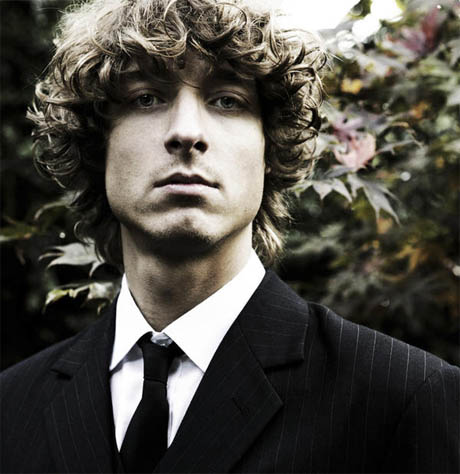 What famous actor or musician, etc.. would you possibly leave your S.O. for? :  wedding Kasper Bjorke