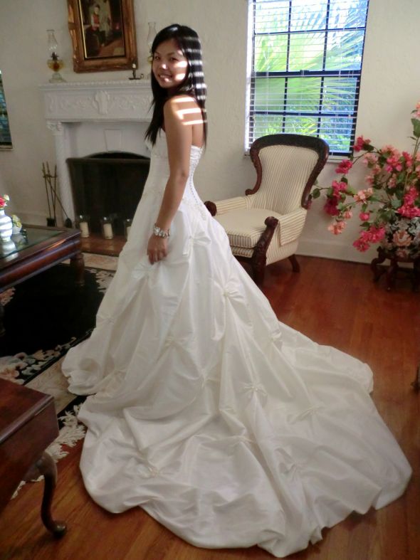 group usa wedding dress brand