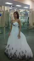 Post a pic of your favorite COLORED dress here please :) :  wedding dress non white 1 colored Deb360d1 Ee3a 4fdd Bfde 3173dd0ca8e3 Medium