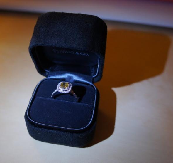 My Ering - I call her SUNSHINE!! YAY!! :D :  wedding yellow diamond ring engagement ring tiffanys 1 canary DSC00472