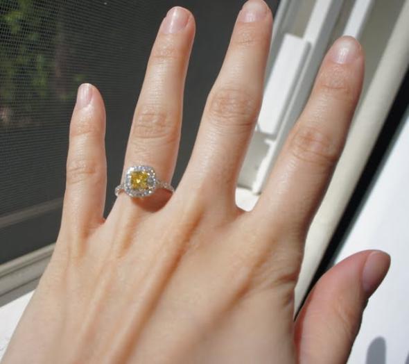 My Ering - I call her SUNSHINE!! YAY!! :D :  wedding yellow diamond ring engagement ring tiffanys 1 canary DSC00487