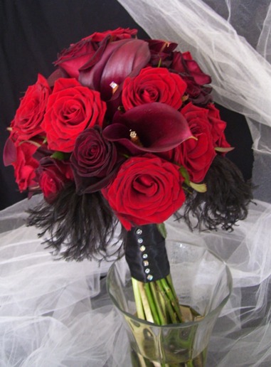 Bride and Bridesmaids Bouquets wedding black red bridesmaids bouquet 