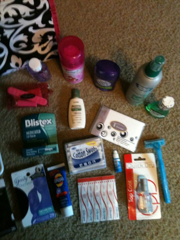 Bridesmaid Survival Kits :  wedding bridesmaids gifts kits bags diy Girls Kits