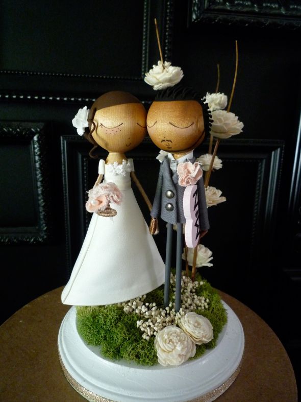 Wedding details! Let's here them AA's! : wedding Cake Topper