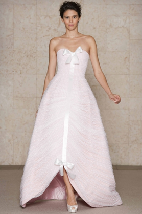 Post a pic of your favorite COLORED dress here please :) : wedding dress non white 1 colored Oscardelaprincesspeach