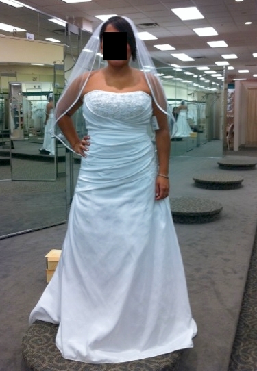 Davids Bridal style: V9458?? : wedding Bee