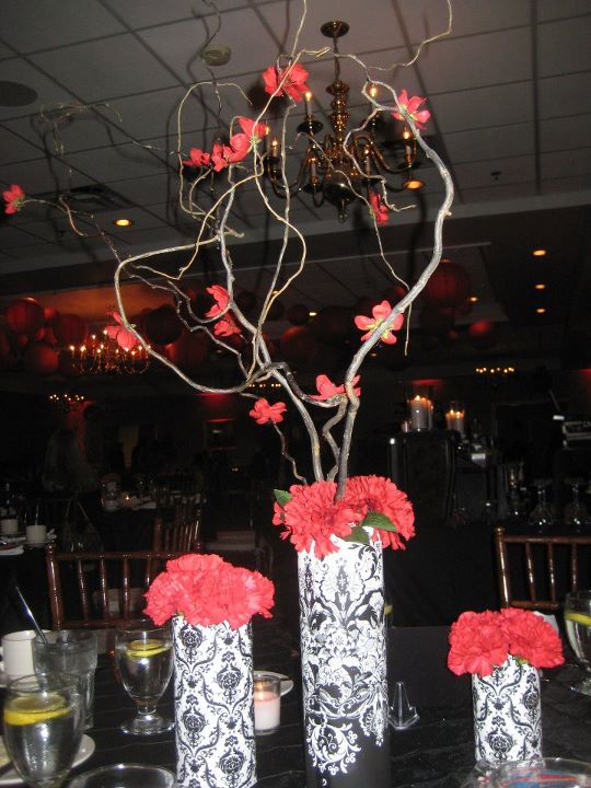 Black and White Damask Centerpieces wedding 299148 2220667509583 