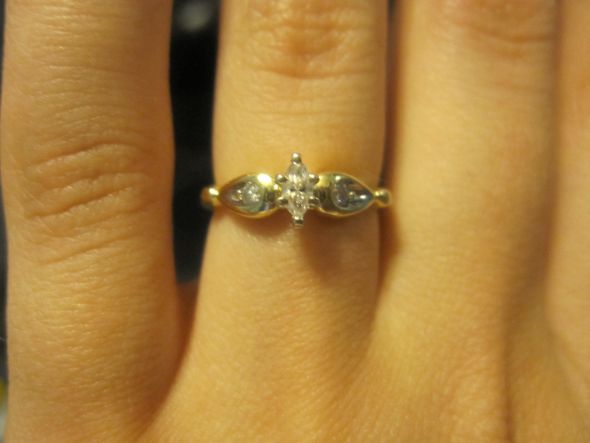 Promise Ring Bling (pic heavy) :  wedding promise ring Present 3