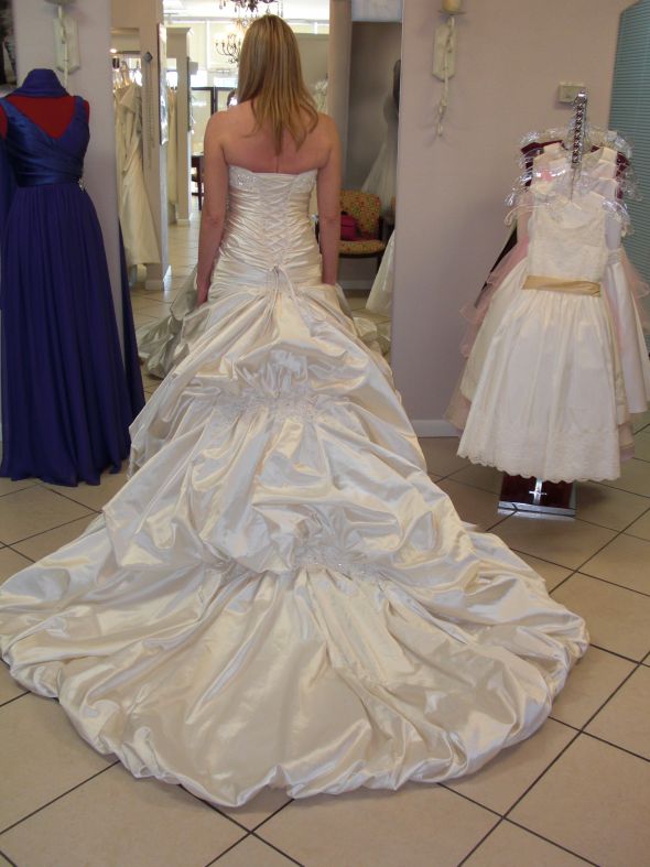 40+ Wedding Dress :  wedding 40 2 dress appropriate Ambrosia11