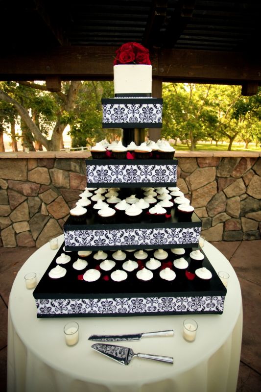 black and white damask wedding cupcake decorations
